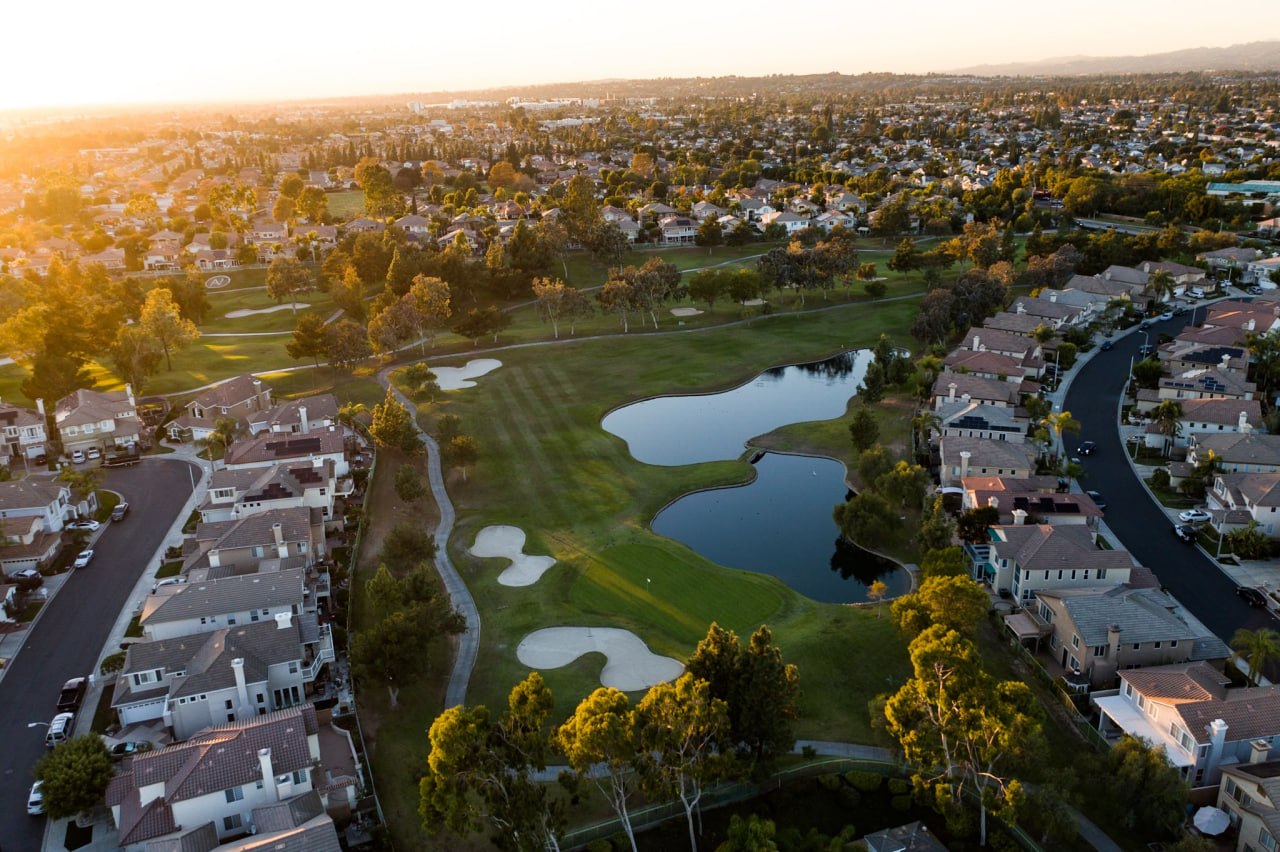 Alta Vista Golf & Country Club editorial view 3